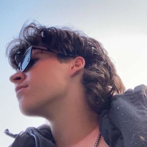 Meet your Posher, Chase